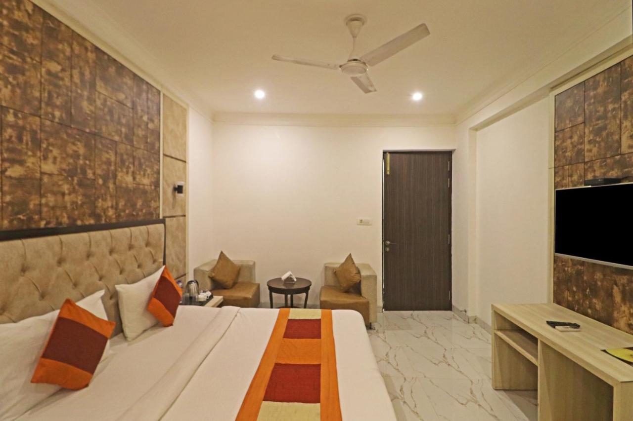 Hotel Almora Near Delhi Airport New Delhi Exterior photo